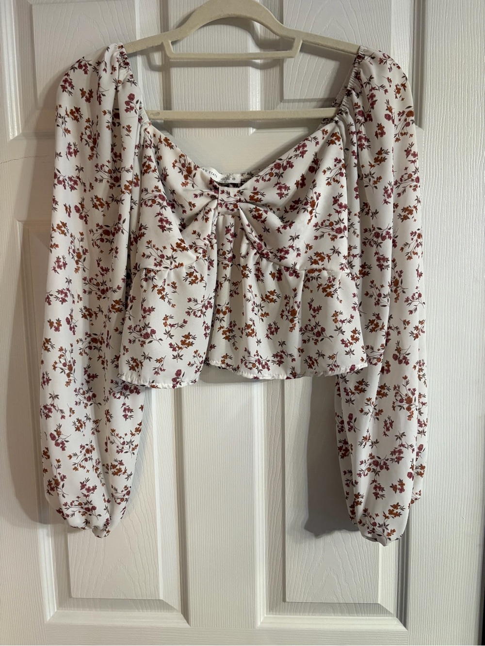 Altar'd State Floral Crop Top Size Medium